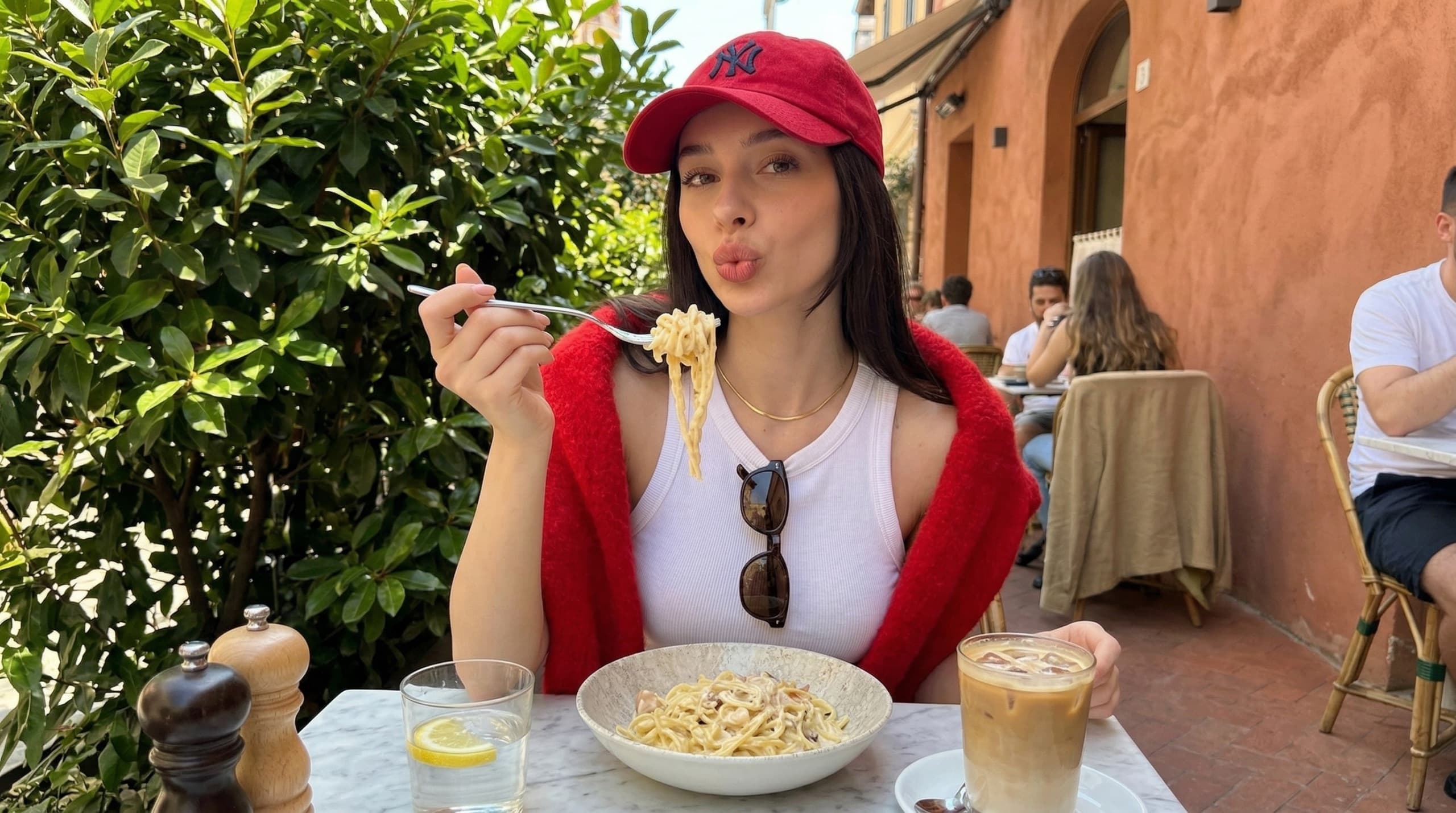 Mediterranean café brunch lifestyle AI influencer prompt - outdoor café pasta scene